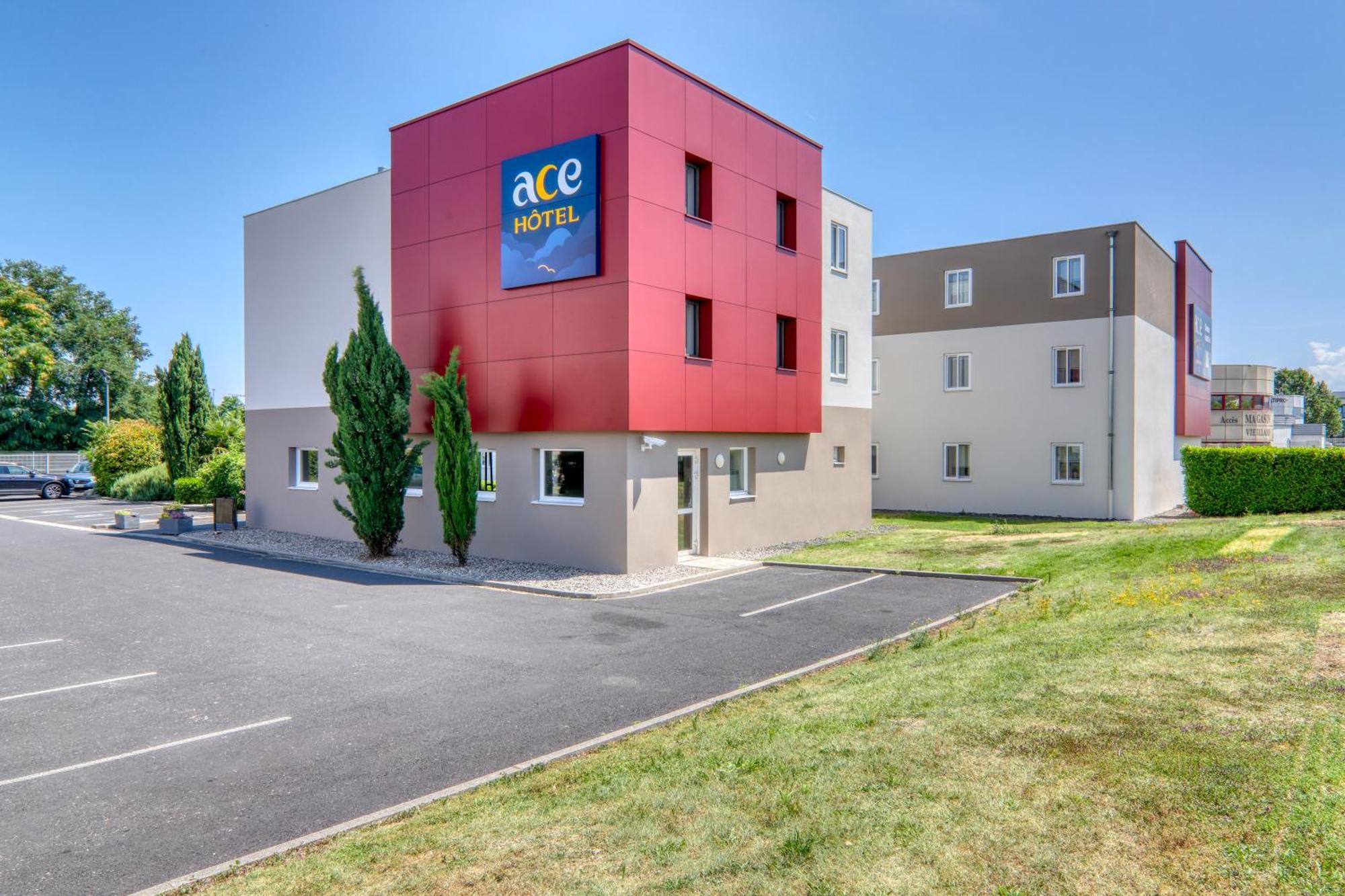Ace Hotel Clermont Ferrand La Pardieu Екстериор снимка