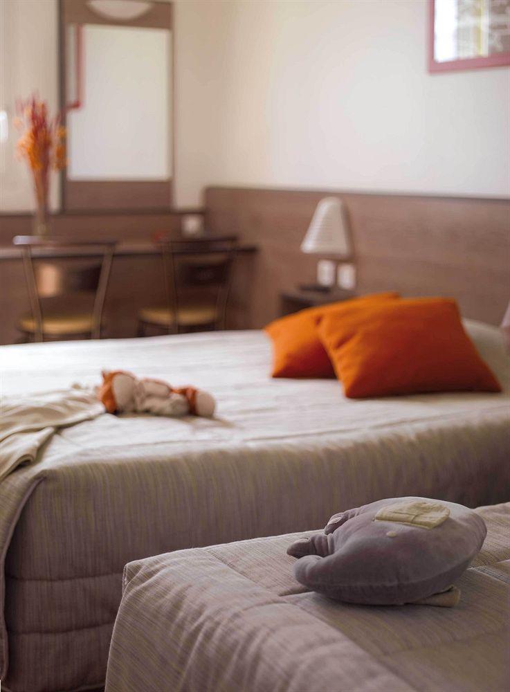 Ace Hotel Clermont Ferrand La Pardieu Екстериор снимка